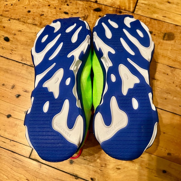 Nike React M 9.5/W11 new with original box. Never worn! Barely volt/hyper royal - Picture 3 of 6